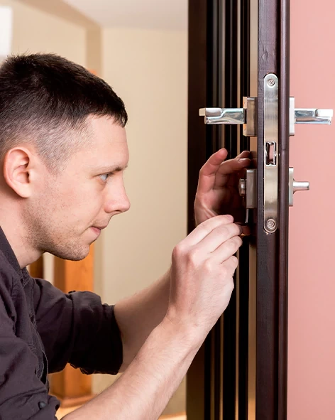 : Professional Locksmith For Commercial And Residential Locksmith Services in Huron, CA