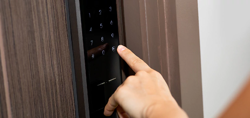 Smart Electric Locks Replacement Services in Huron, CA