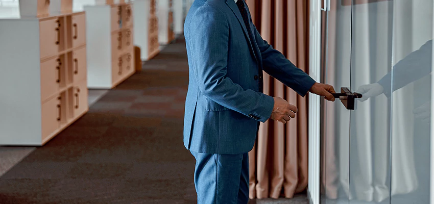 Commercial Glass Door Locks in Huron, CA